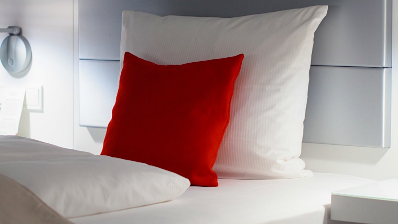 red and white bed pillows | do pillows expire